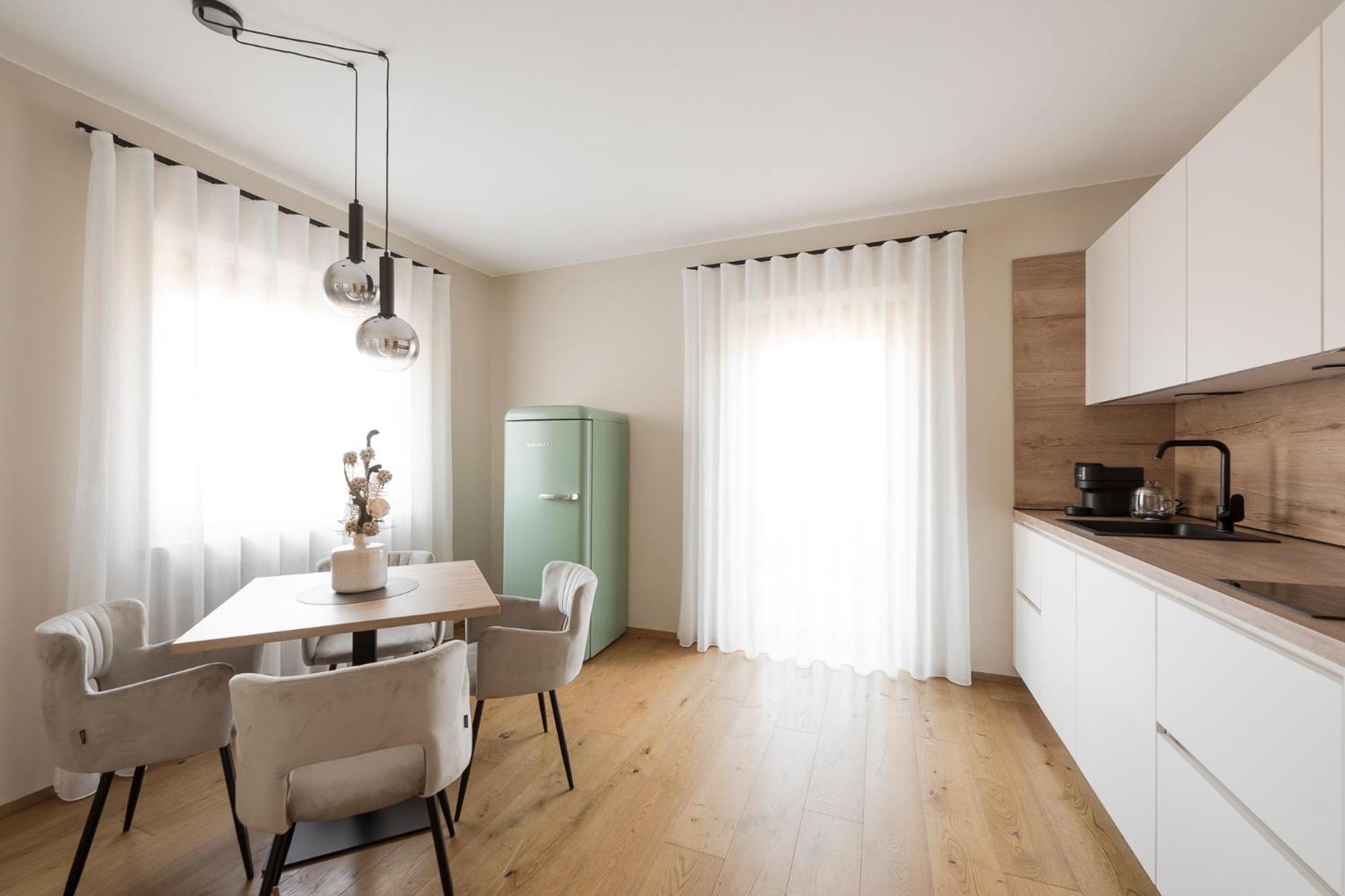 Boutique Hotel Wiesenhof - Adults Only ลานา ภายนอก รูปภาพ