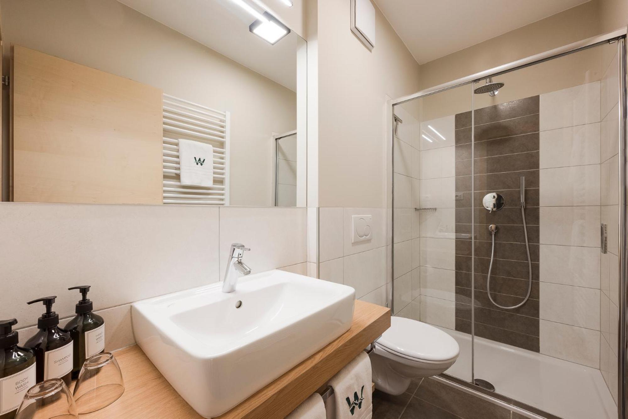 Boutique Hotel Wiesenhof - Adults Only ลานา ภายนอก รูปภาพ